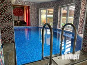 Дом 450м², 2-этажный, посуточно,