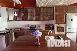 Дом 110м², 2-этажный, посуточно,