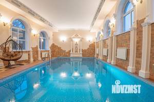 Дом 600м², 2-этажный, на длительный срок,