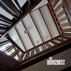 Коттедж 300м², 3-этажный, на длительный срок,