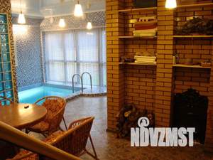 Дом 300м², 2-этажный, посуточно,