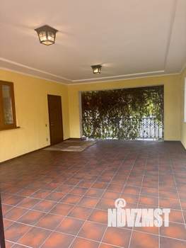 Дом 570м², 3-этажный, на длительный срок,