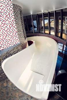 Дом 500м², 3-этажный, посуточно,