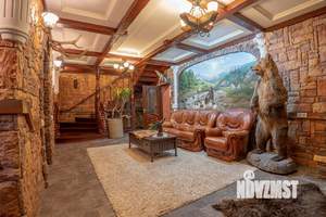 Дом 600м², 2-этажный, на длительный срок,