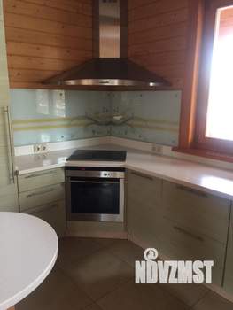 Дом 180м², 2-этажный, на длительный срок,