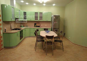 Дом 140м², 2-этажный, на длительный срок,