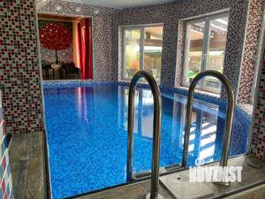 Дом 450м², 2-этажный, посуточно,