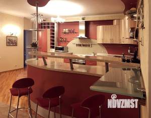 Дом 260м², 2-этажный, на длительный срок,