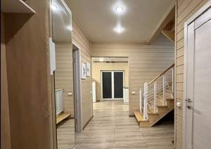 Дом 131м², 2-этажный, участок 9 сот.