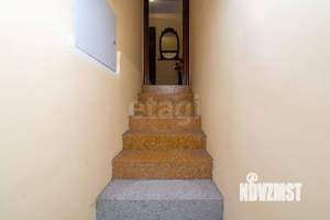 Таунхаус 305м², 7-этажный, участок 4 сот.