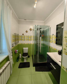 Дом 200м², 2-этажный, участок 9 сот.