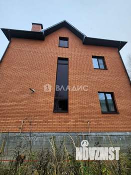 Дом 161м², 3-этажный, участок 9 сот.