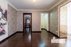 Коттедж 290м², 2-этажный, участок 11 сот.