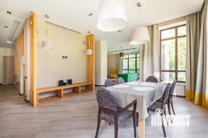 Коттедж 695м², 2-этажный, участок 35 сот.