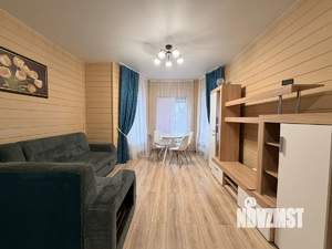 Дом 131м², 2-этажный, участок 9 сот.