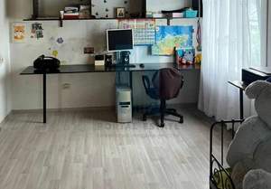 Дом 135м², 2-этажный, участок 8 сот.