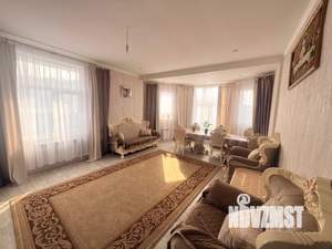 Дом 218м², 2-этажный, участок 10 сот.