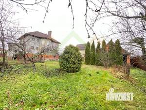 Коттедж 412м², 3-этажный, участок 15 сот.