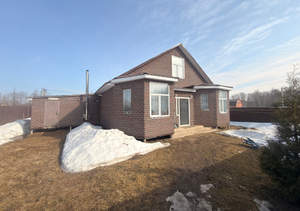 Дом 218м², 2-этажный, участок 10 сот.