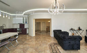 Дом 293м², 3-этажный, участок 8 сот.