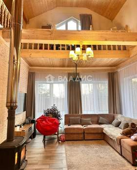 Дом 256м², 2-этажный, участок 10 сот.