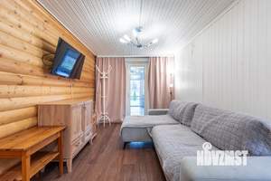 Дом 198м², 2-этажный, участок 10 сот.