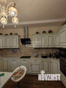 Дом 200м², 2-этажный, участок 9 сот.