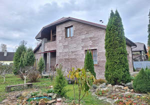 Дом 208м², 2-этажный, участок 12 сот.