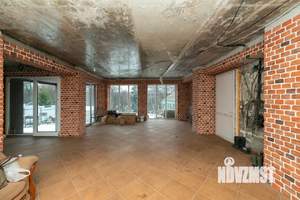 Дом 260м², 2-этажный, участок 18 сот.