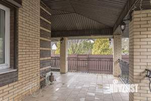 Дом 300м², 3-этажный, участок 12 сот.