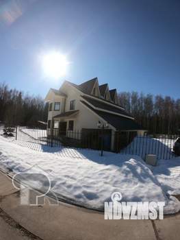 Дом 250м², 3-этажный, участок 30 сот.