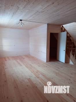 Дом 95м², 2-этажный, участок 5 сот.