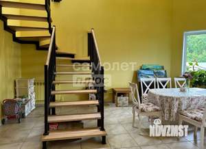 Дом 211м², 2-этажный, участок 10 сот.