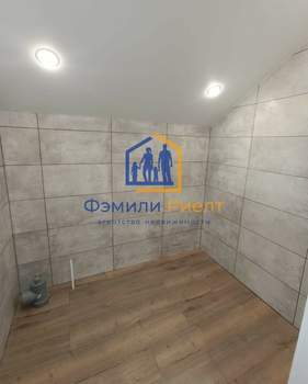 Дом 166м², 2-этажный, участок 7 сот.