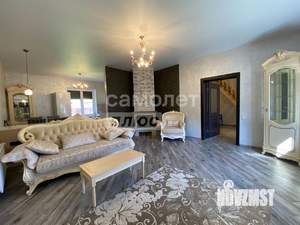 Дом 200м², 2-этажный, участок 10 сот.