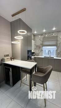 Коттедж 145м², 2-этажный, участок 7 сот.