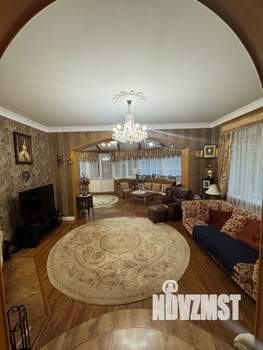 Дом 254м², 2-этажный, участок 19 сот.