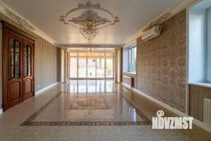 Коттедж 290м², 2-этажный, участок 11 сот.