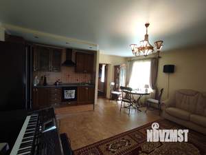 Дом 153м², 2-этажный, участок 10 сот.