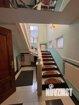 Коттедж 650м², 3-этажный, участок 45 сот.