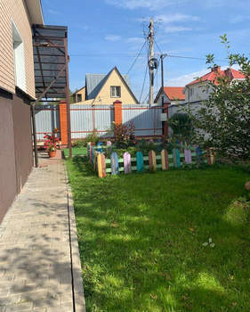 Дом 278м², 3-этажный, участок 10 сот.