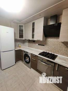 Дом 46м², 2-этажный, участок 4 сот.