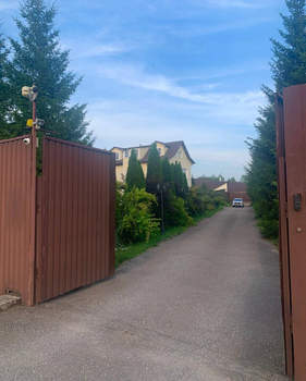 Дом 183м², 3-этажный, участок 25 сот.