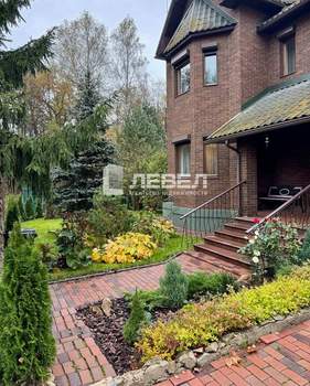 Дом 330м², 4-этажный, участок 12 сот.