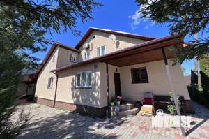 Дом 206м², 2-этажный, участок 14 сот.