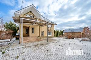 Коттедж 247м², 2-этажный, участок 20 сот.