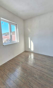 Дом 62м², 2-этажный, участок 7 сот.