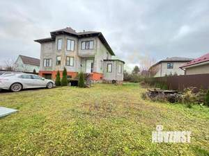 Коттедж 412м², 3-этажный, участок 15 сот.