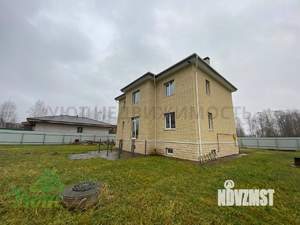 Дом 285м², 2-этажный, участок 15 сот.