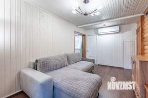 Дом 198м², 2-этажный, участок 10 сот.